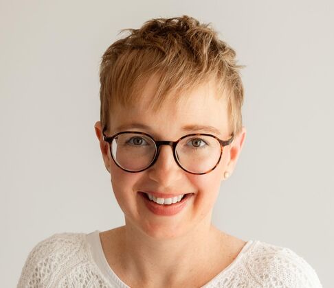 Autorin_Katrin_Holzmann Autorin_Katrin_Holzmann